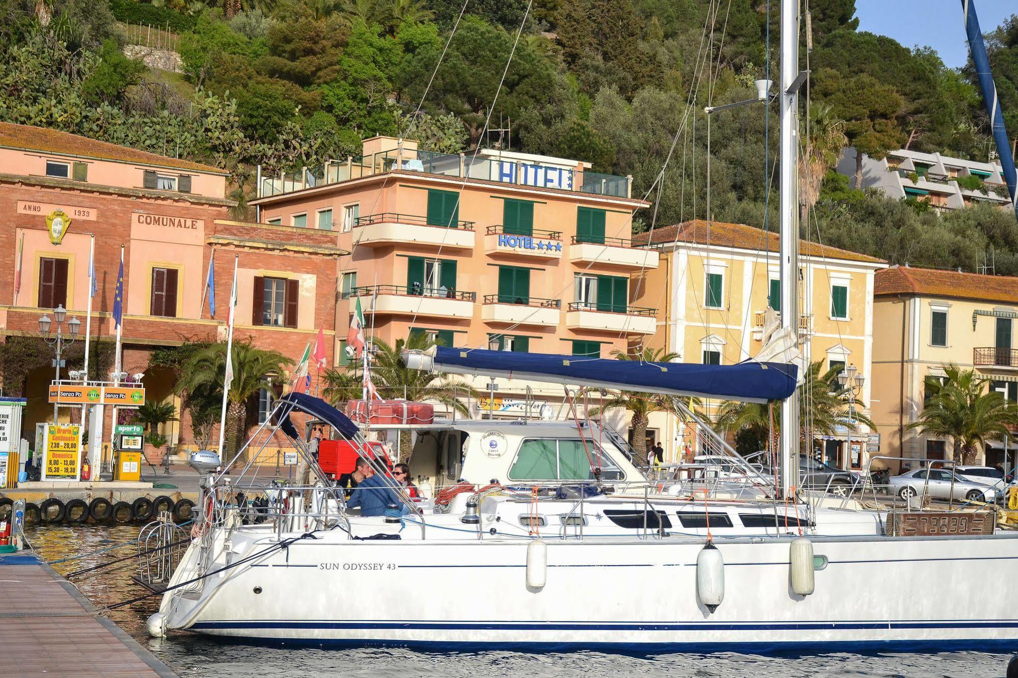 Hotel Belmare 3*